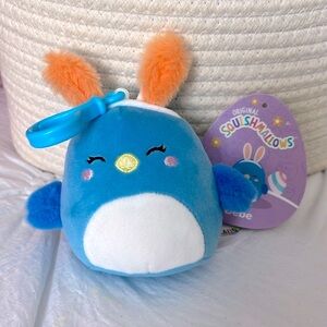 Bebe Squishmallow Clip🩵